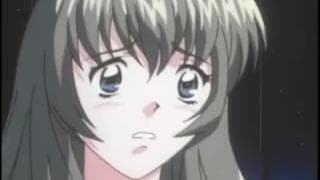 Une jeune nana s’éclate dans une salle de sport